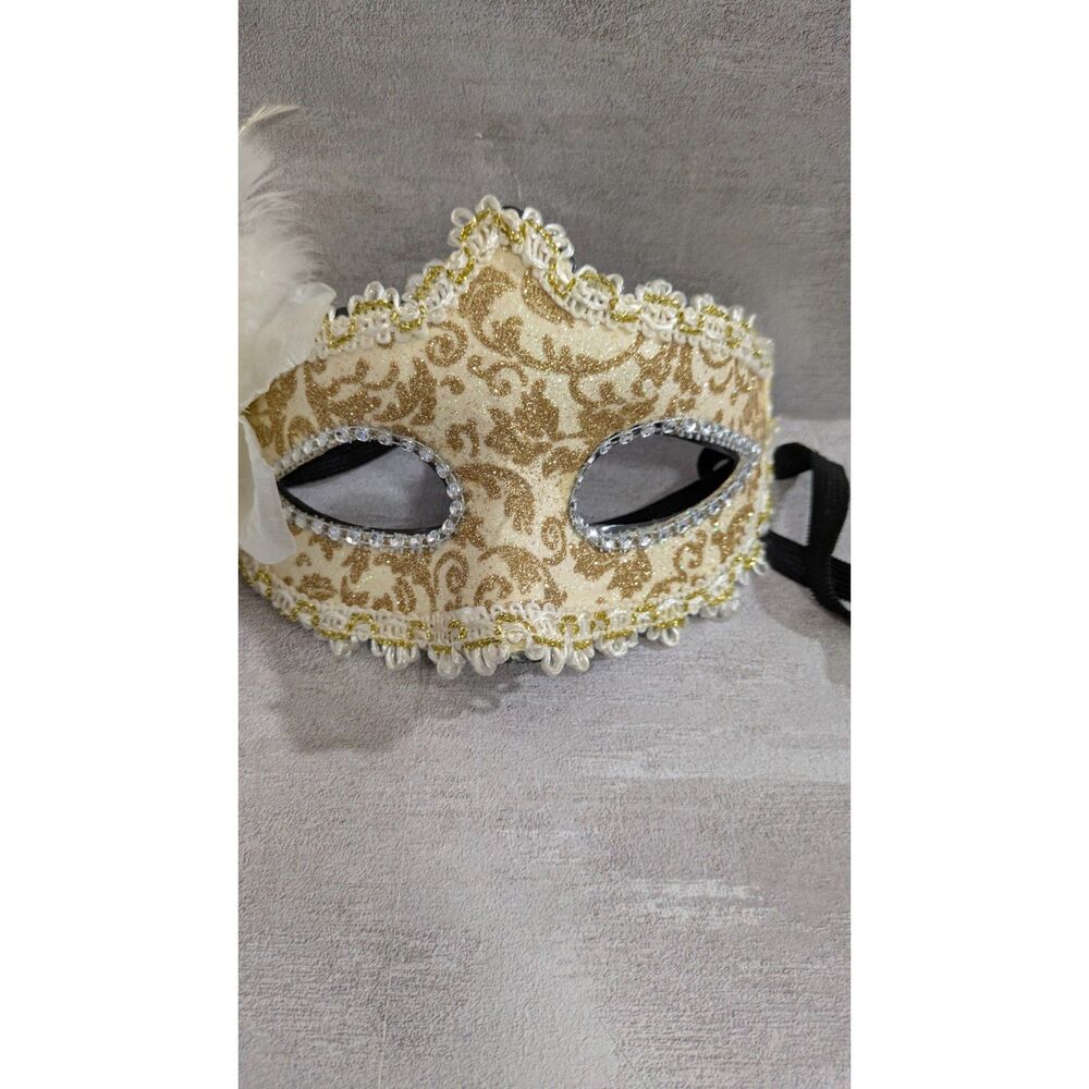 Venetian-style Masquerade Mask - Picture 2 of 6